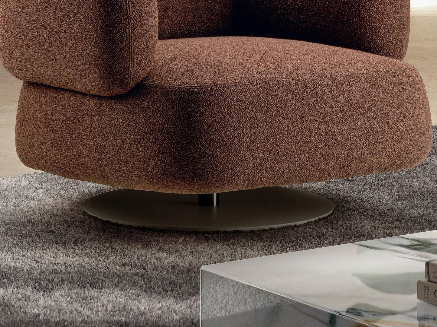 ZEPPELIN ARMCHAIR