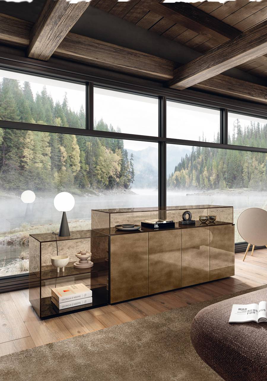36E8 GLASS SIDEBOARD